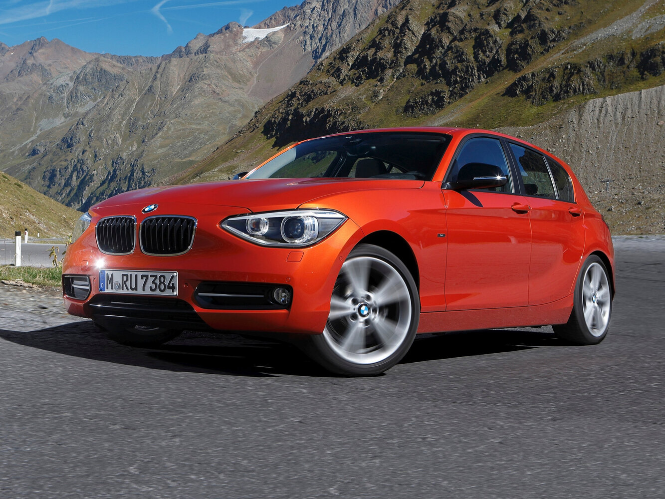 BMW 1 серии II (F20/F21) (2011–2015) · 118i 1.6 MT (170 л.с.)