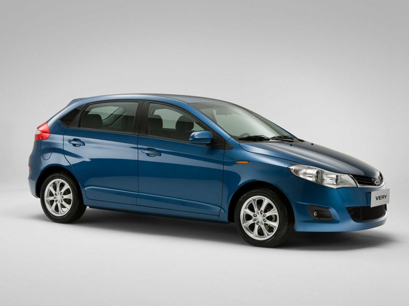Chery Very (A13) (2011–2014) · 1.5 MT (109 л.с.)