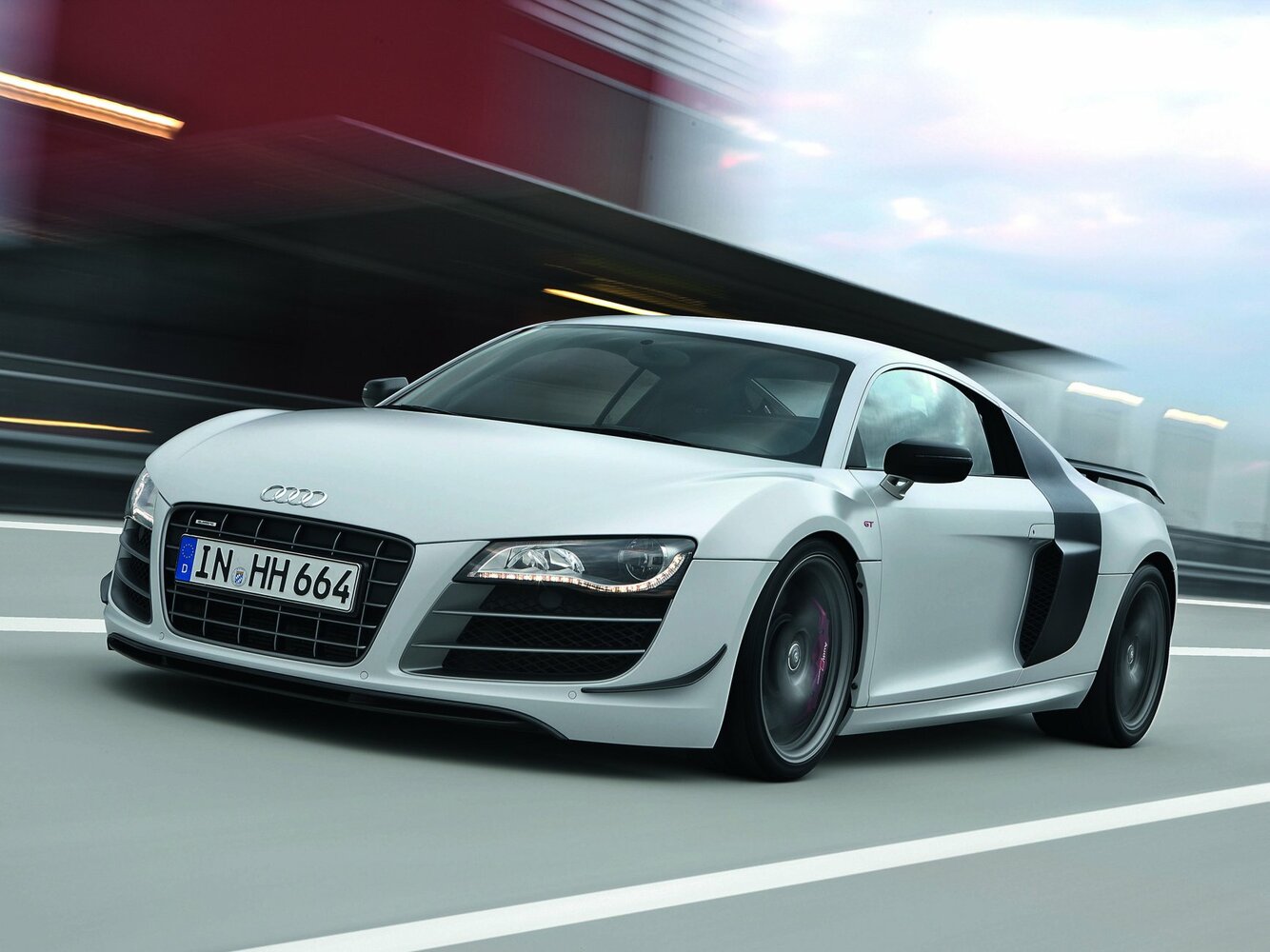 GT 5.2 AMT (560 л.с.) 4WD