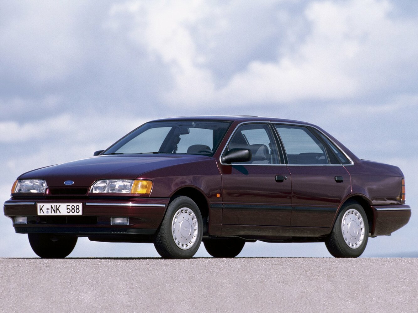 Ford Scorpio I (1985–1994) · 2.8 AT (150 л.с.)