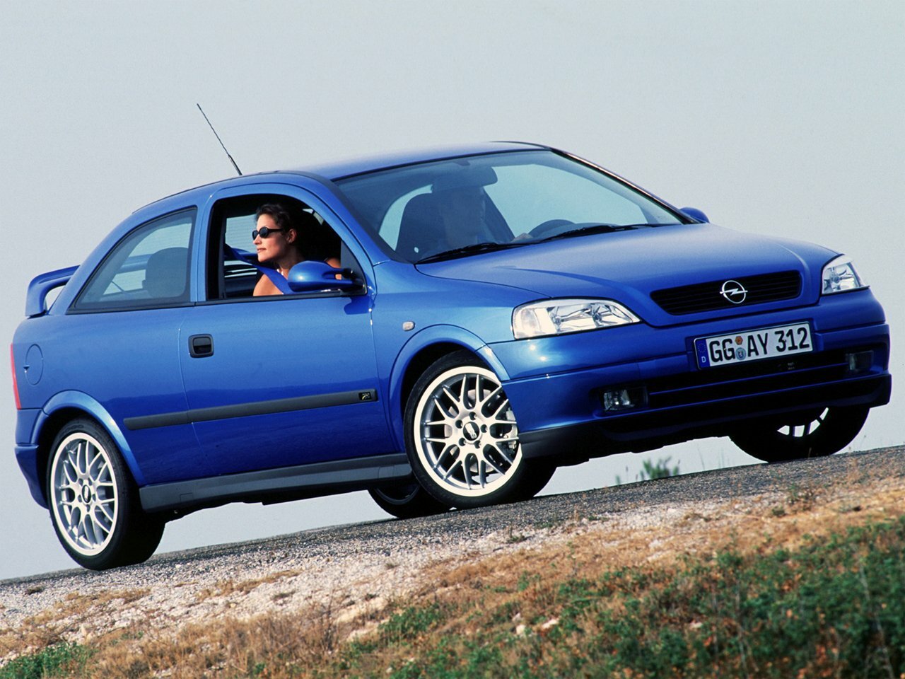 Opel Astra OPC G (1999–2002) · 2.0 MT (160 л.с.)