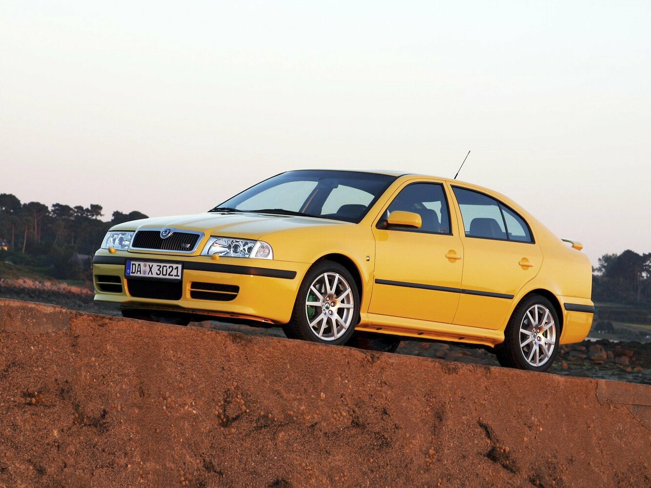 1.8 MT (180 л.с.)