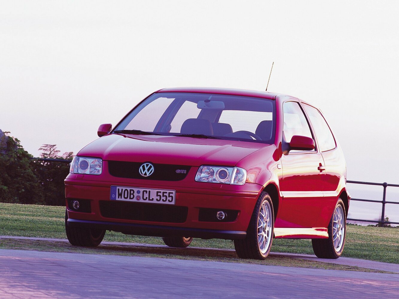 Volkswagen Polo GTI III Рестайлинг (1999–2001) · 1.6 MT (125 л.с.)