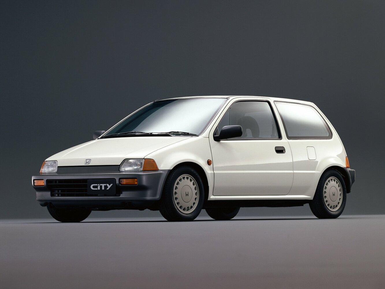 Honda City II (1986–1994) · 1.2 AT (76 л.с.)