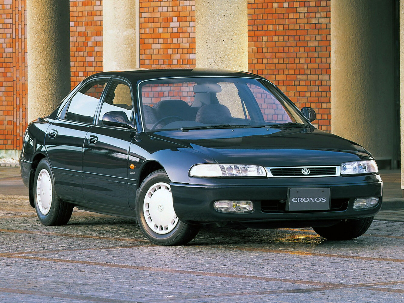 Mazda Cronos (1991–1995) · 2.0d AT (82 л.с.)