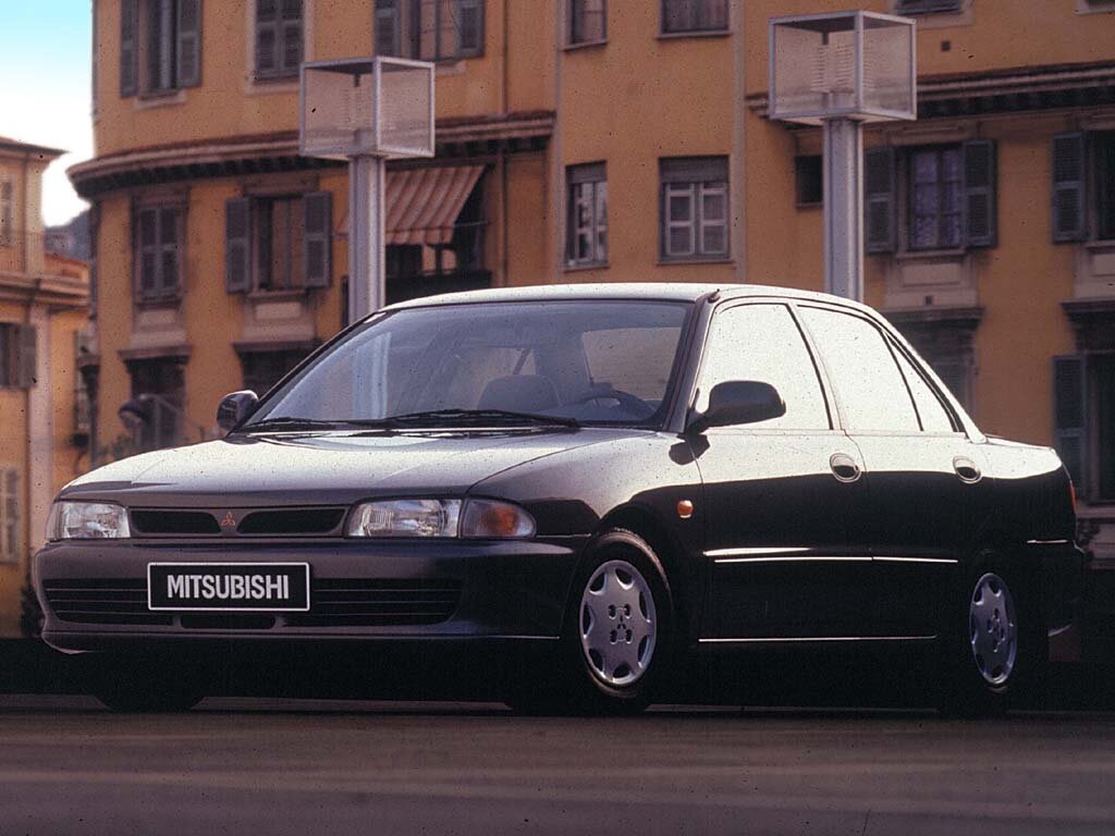 Mitsubishi Lancer VI (1991–2000) · 1.6 AT (90 л.с.)