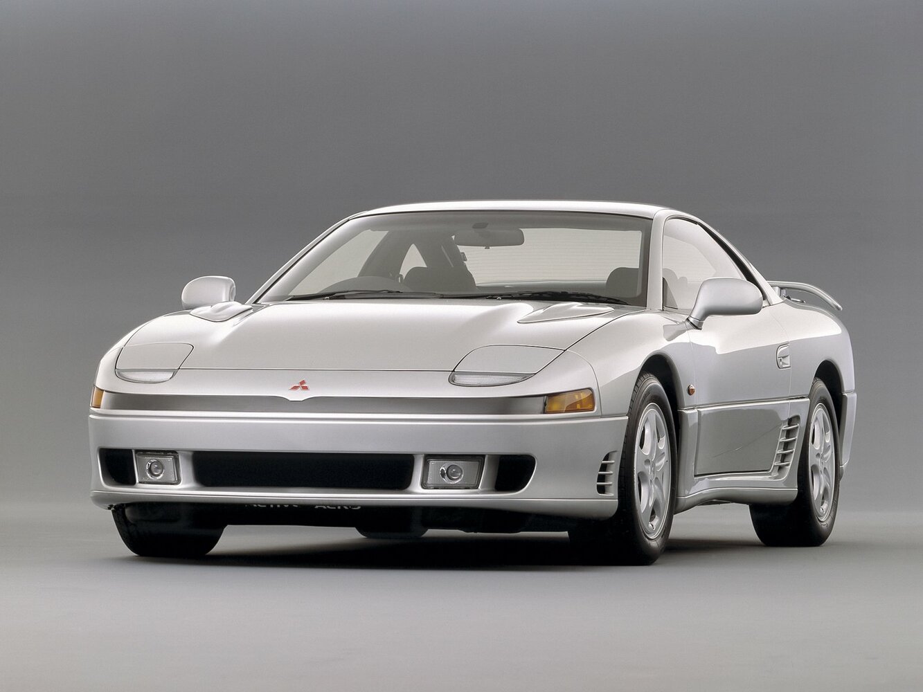 Mitsubishi GTO I (Z16A) (1990–1993) · 3.0 AT (225 л.с.)