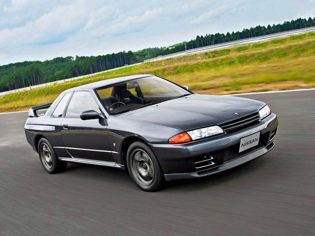 Nissan Skyline VIII (R32) (1989–1994) · 2.0 MT (215 л.с.) 4WD