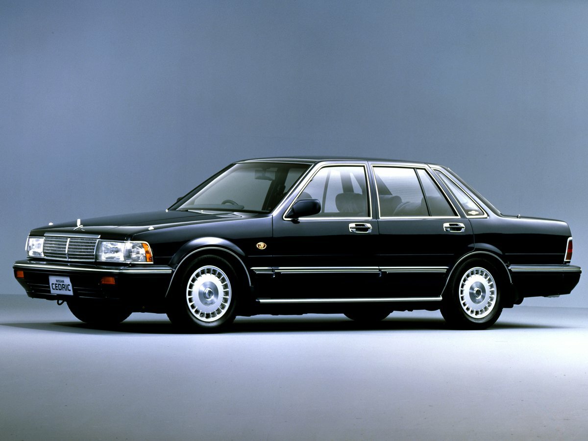 Nissan Cedric VII (Y31) (1987–2014) · 3.0 AT (160 л.с.)