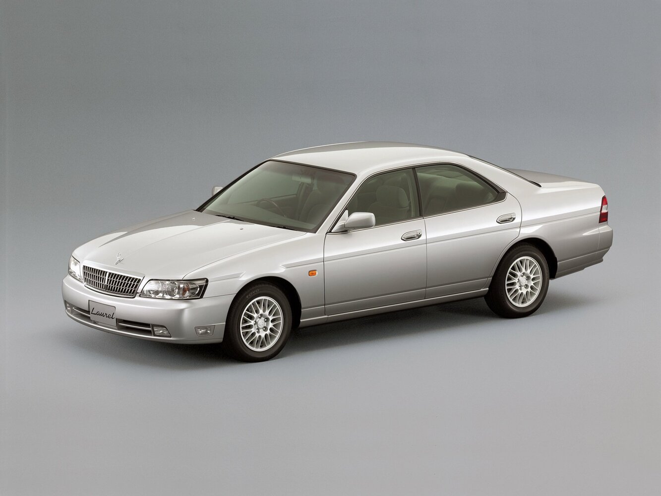 Nissan Laurel VIII (C35) (1997–2002) · 2.8d AT (101 л.с.)