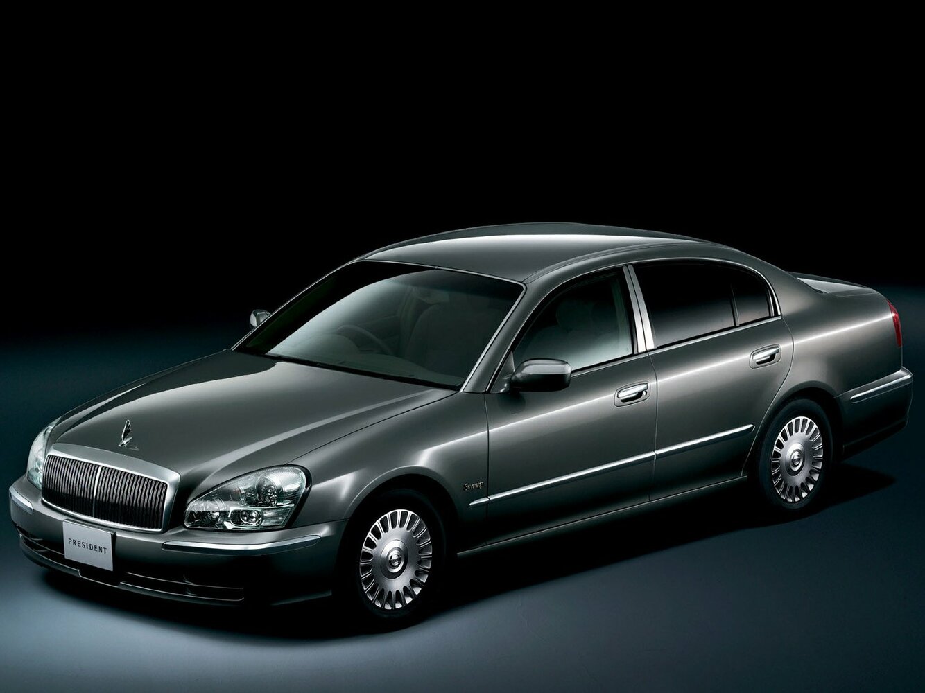 Nissan President III (PGF50) (2003–2010) · 4.5 AT (280 л.с.)