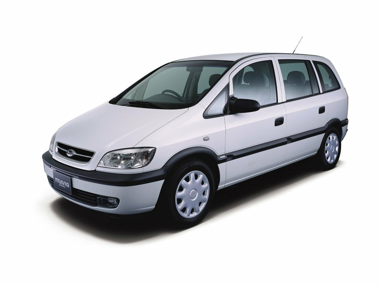 Subaru Traviq (2001–2004) · 2.2 AT (147 л.с.)