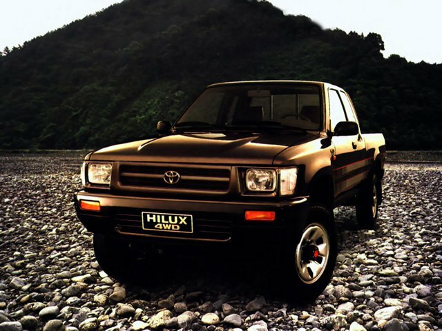 2.5d MT (82 л.с.) 4WD