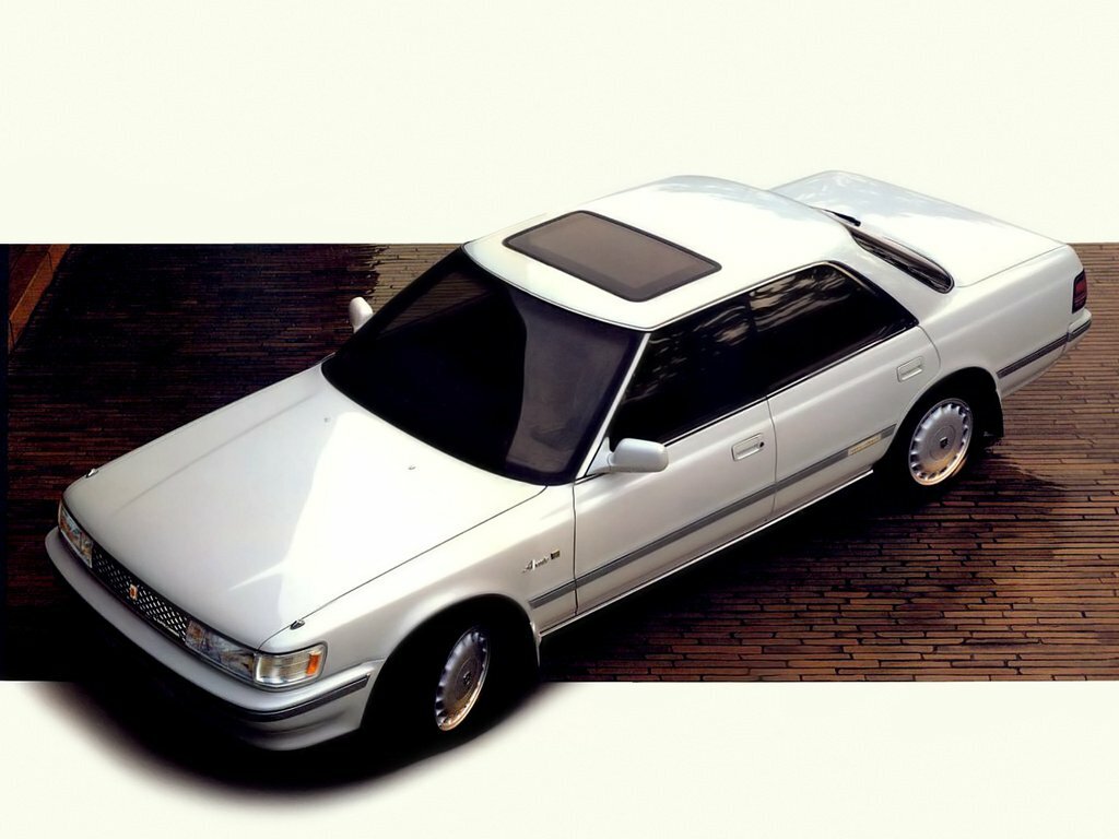Toyota Chaser IV (X80) (1988–1992) · 2.0 AT (210 л.с.)