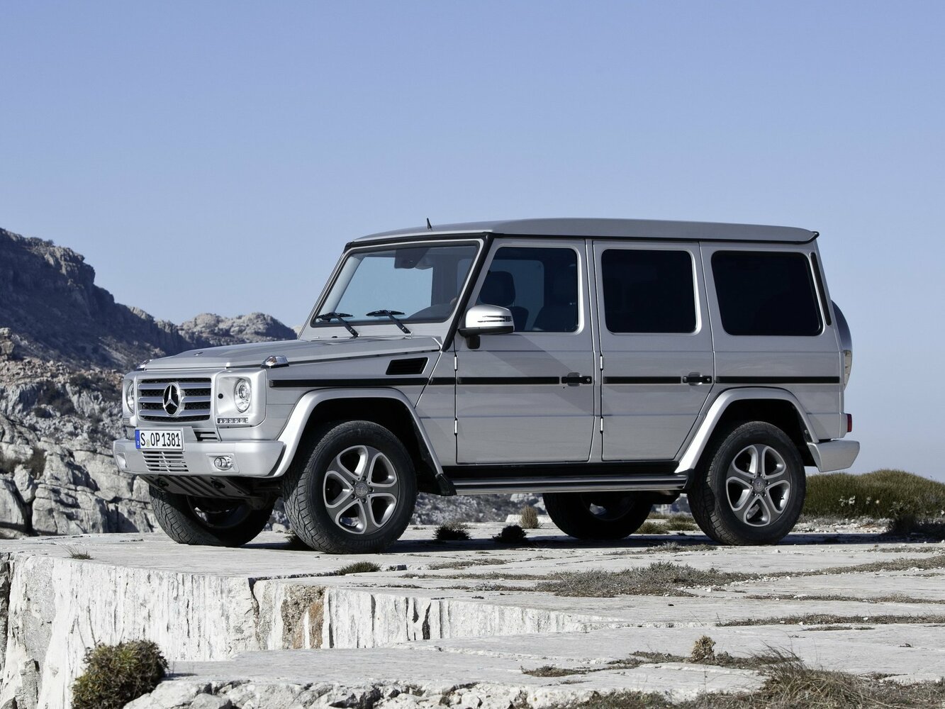 300 CDI 3.0d AT (183 л.с.) 4WD