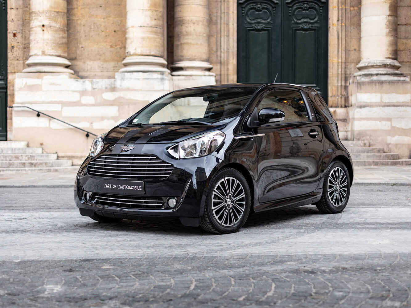 Aston Martin Cygnet (2011–2013) · 1.3 CVT (98 л.с.)