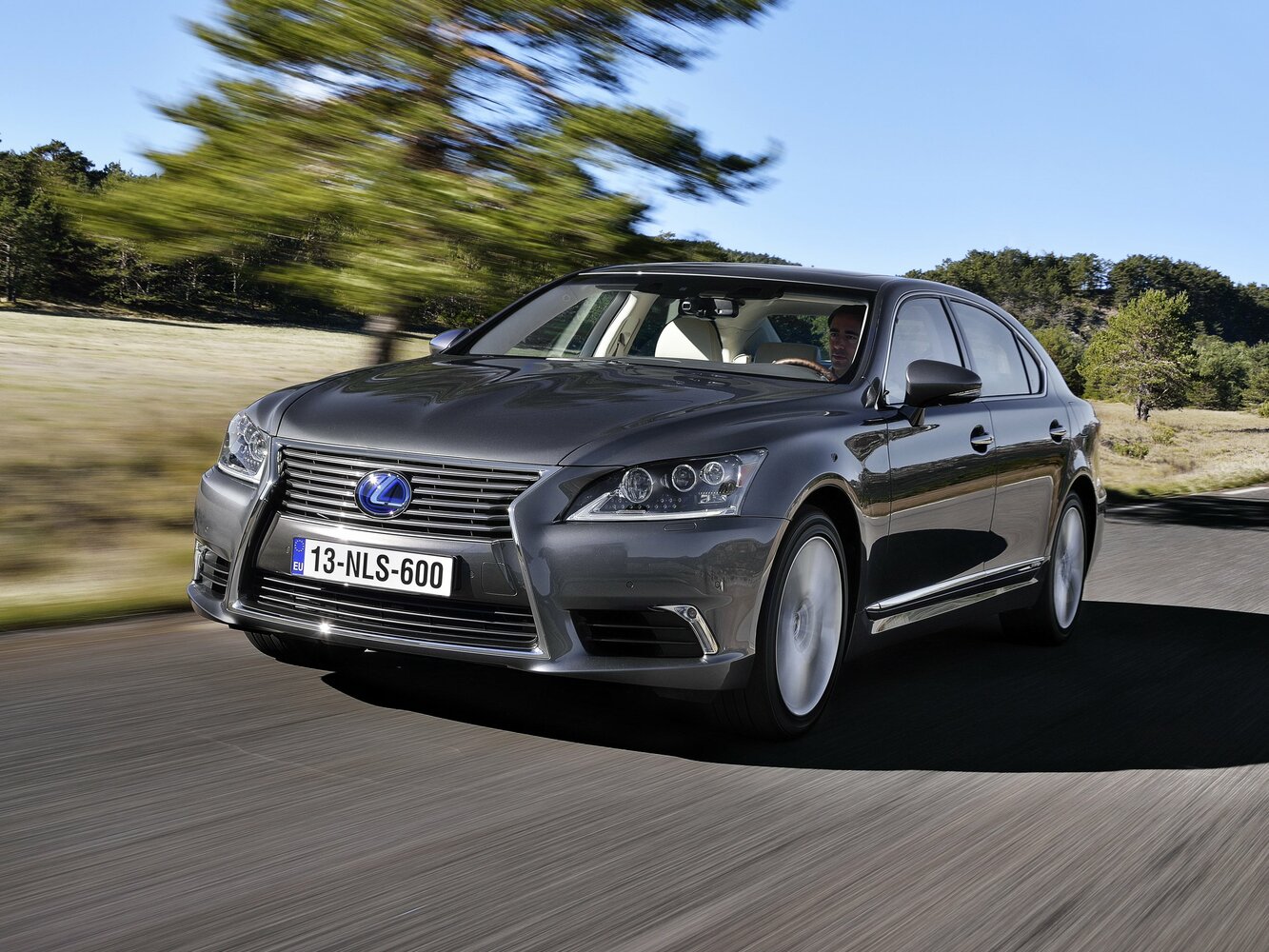 Lexus LS IV Рестайлинг 2 (2012–2017) · 460 L 4.6 AT (370 л.с.)