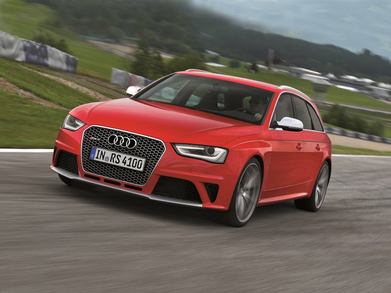 Audi RS 4 III (B8) (2012–2015) · 4.2 AMT (450 л.с.) 4WD