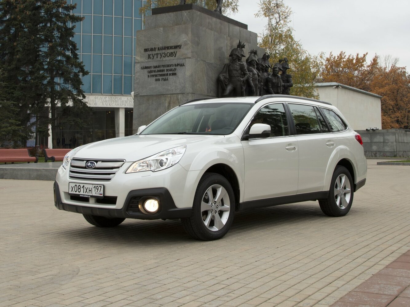 Subaru Outback IV Рестайлинг (2012–2014) · 2.5 CVT (167 л.с.) 4WD