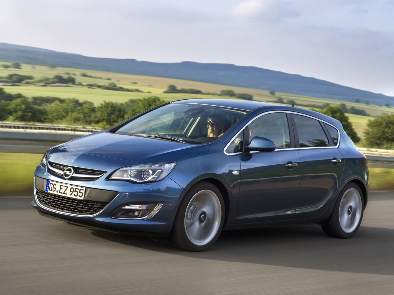 Opel Astra J Рестайлинг (2011–2018) · 1.6 MT (180 л.с.)