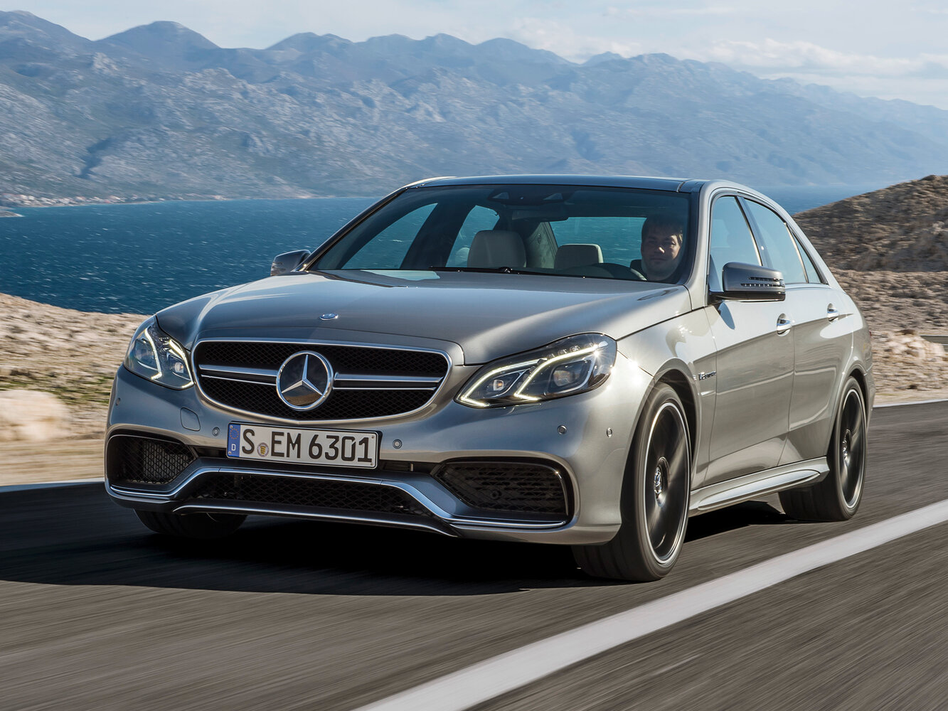 Mercedes-Benz E-Класс AMG IV (W212, S212) Рестайлинг (2013–2016) · 63 AMG S 5.5 AT (585 л.с.) 4WD