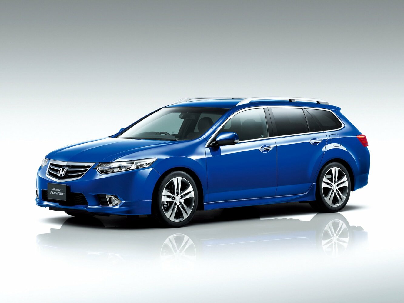 Honda Accord VIII Рестайлинг (2011–2015) · 2.0 MT (150 л.с.)