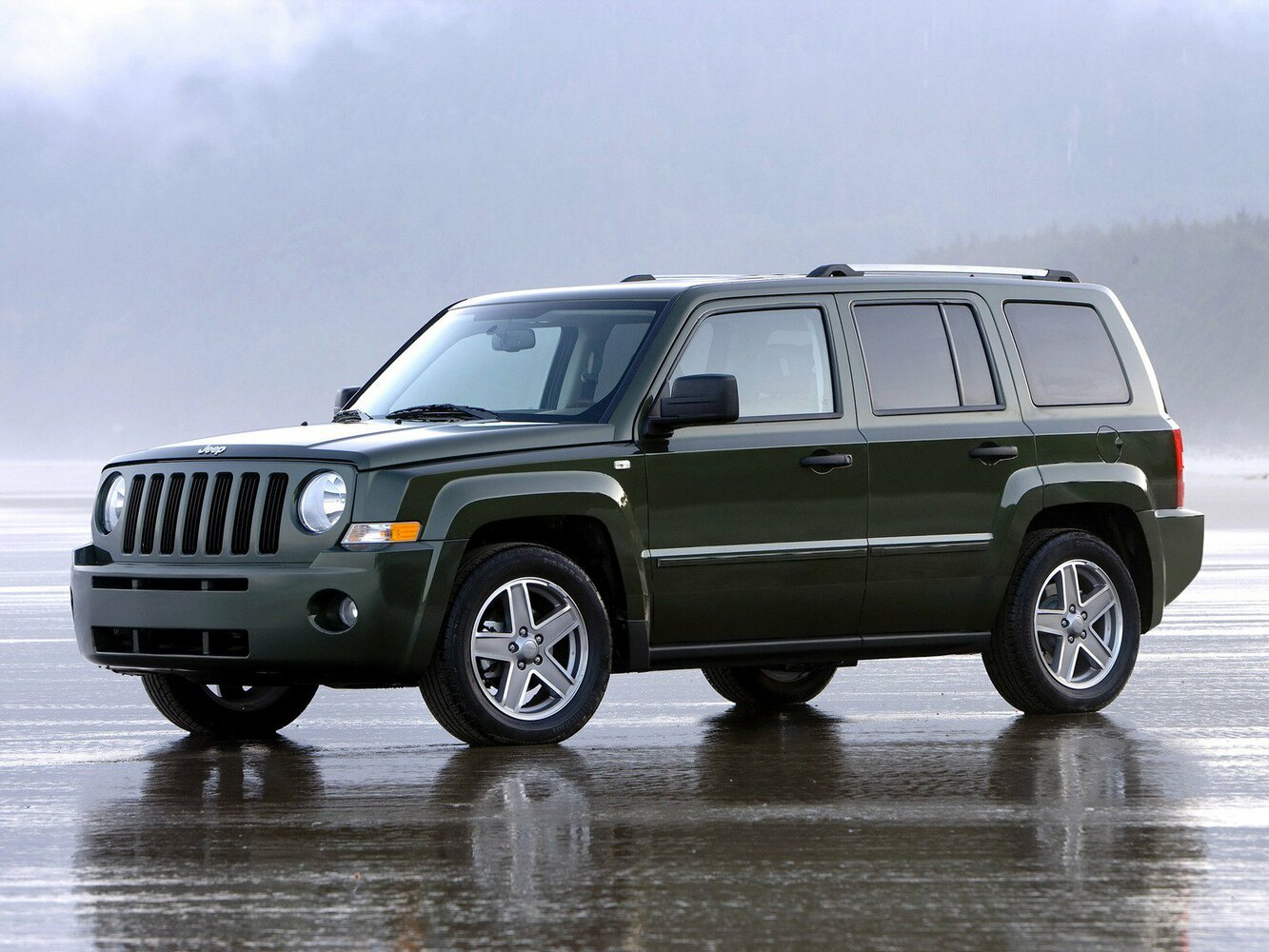 Jeep Liberty (Patriot) (2006–2016) · 2.4 CVT (174 л.с.) 4WD
