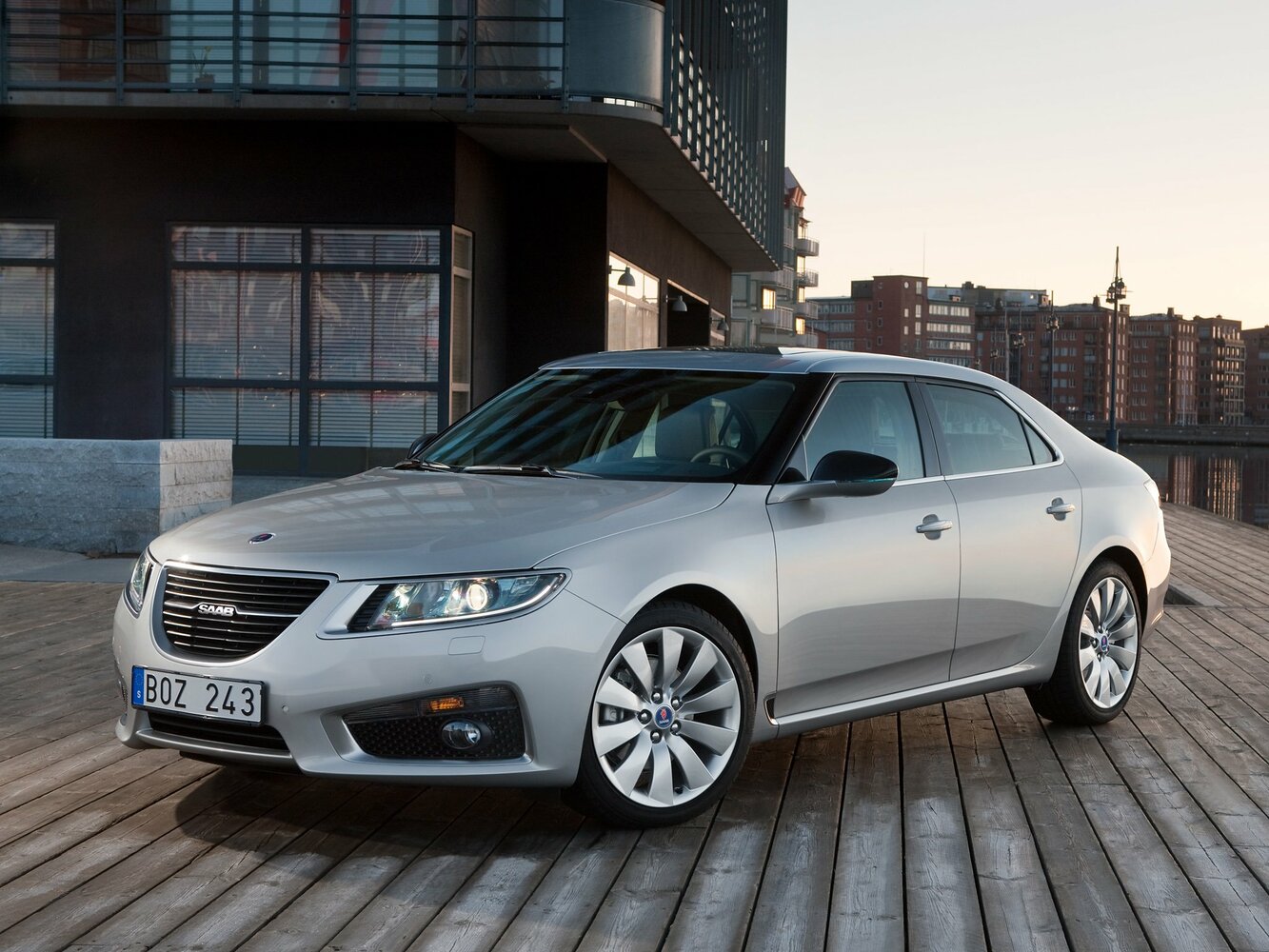 Saab 9-5 II (2010–2012) · 1.6 MT (180 л.с.)