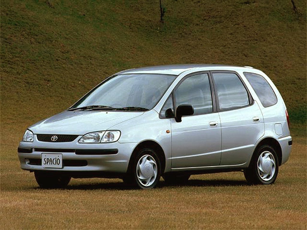 Toyota Corolla Spacio I (1997–2001) · 1.8 AT (125 л.с.)