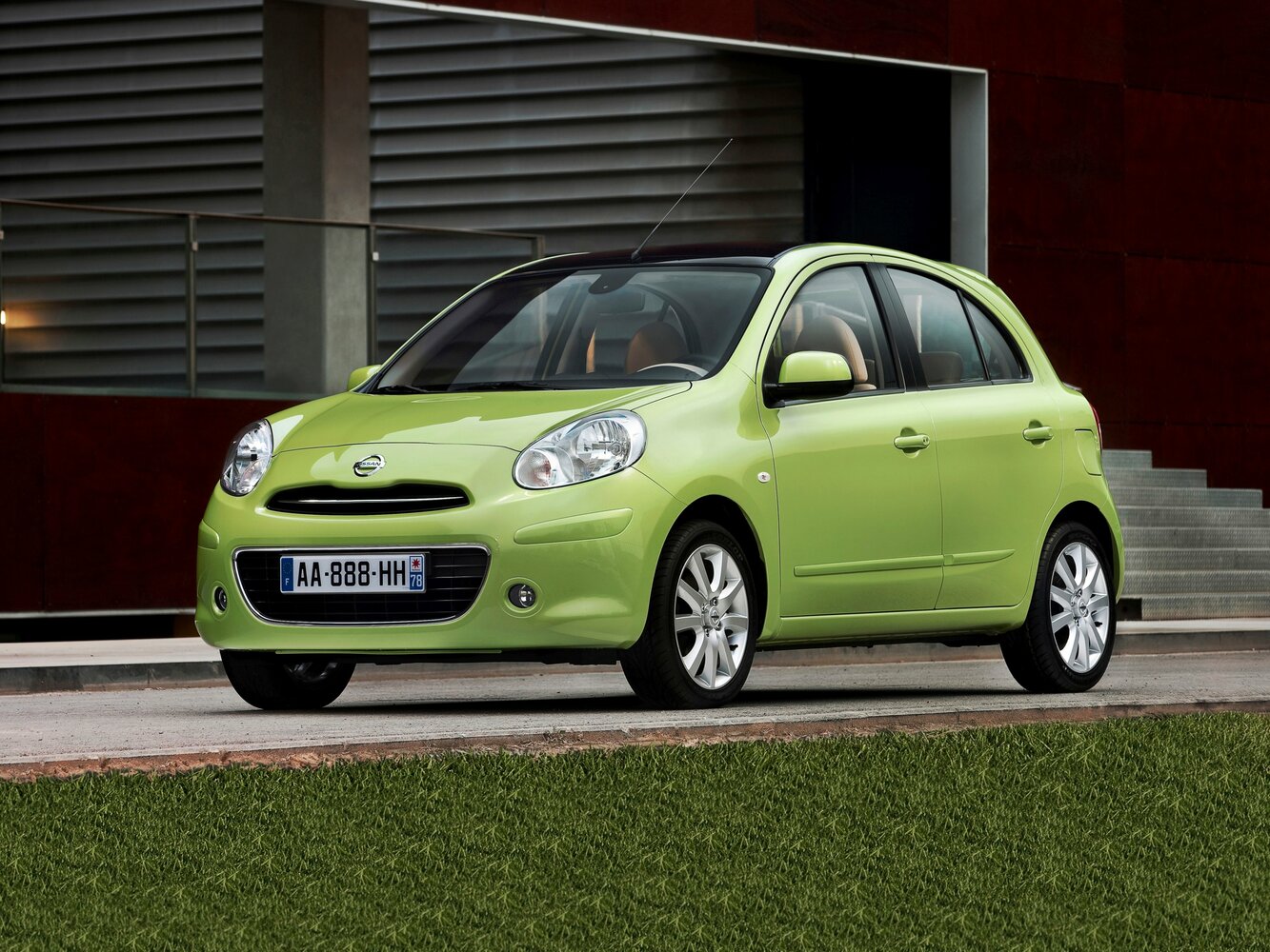 Nissan Micra IV (K13) (2010–2013) · 1.2 MT (80 л.с.)
