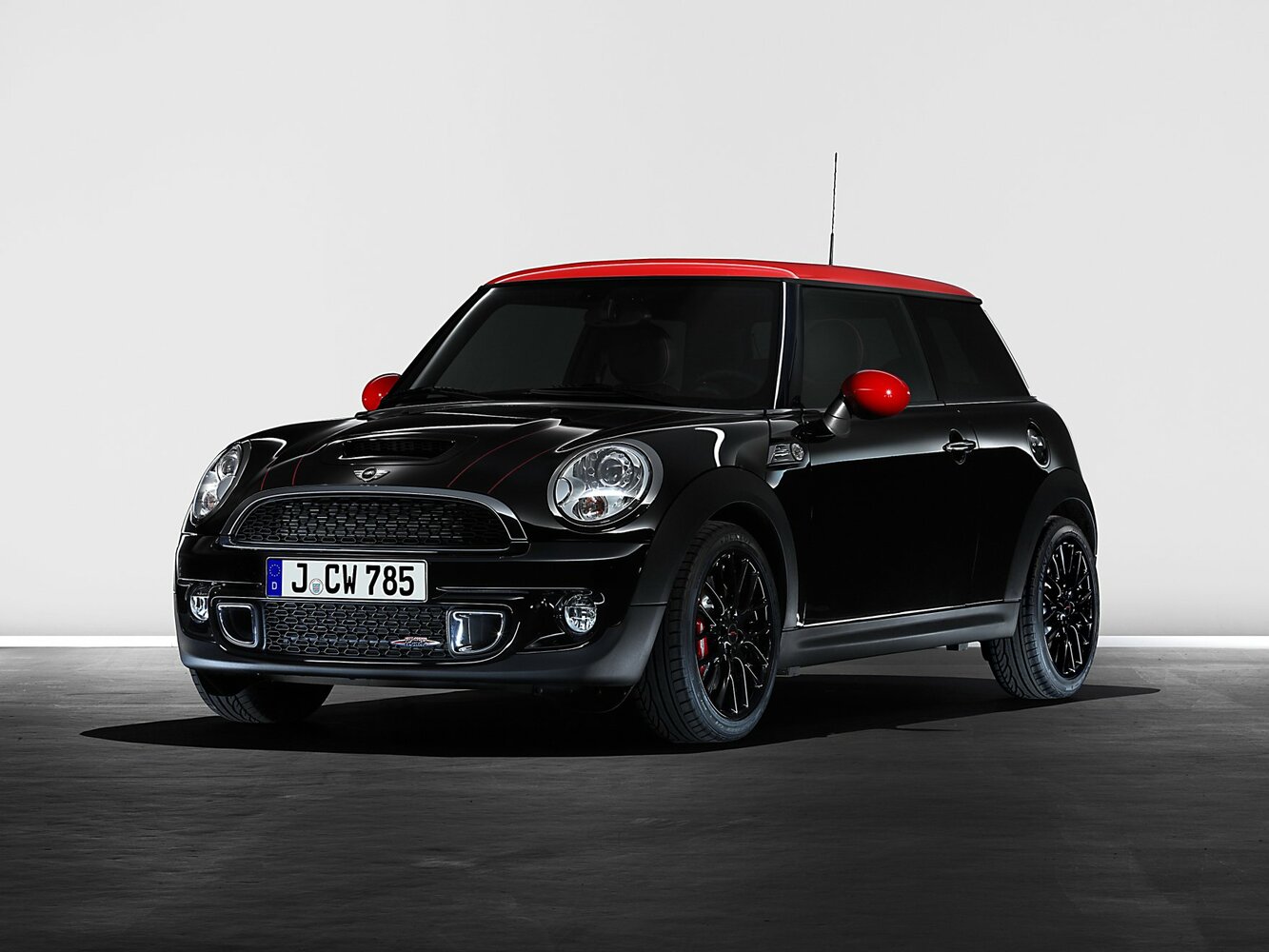 JCW 1.6 MT (211 л.с.)